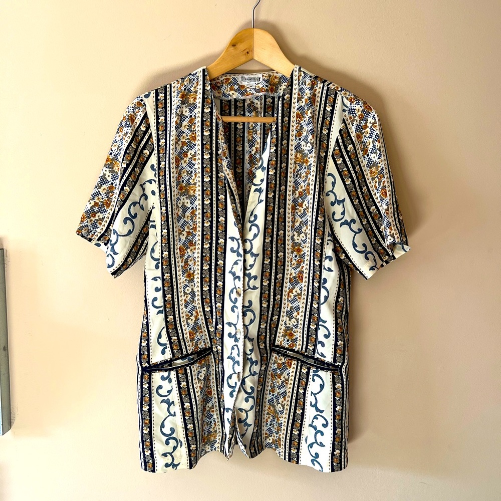 SANDEE by In Touch vintage button down top